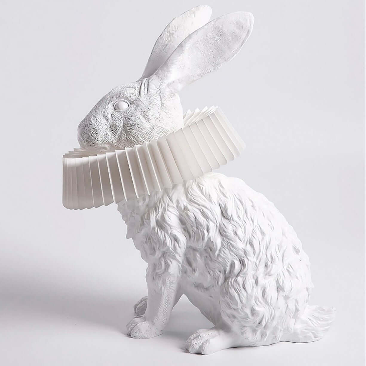 Cartoon Bunny Table Lamp – Resin Bedside & Kids Room Lamp