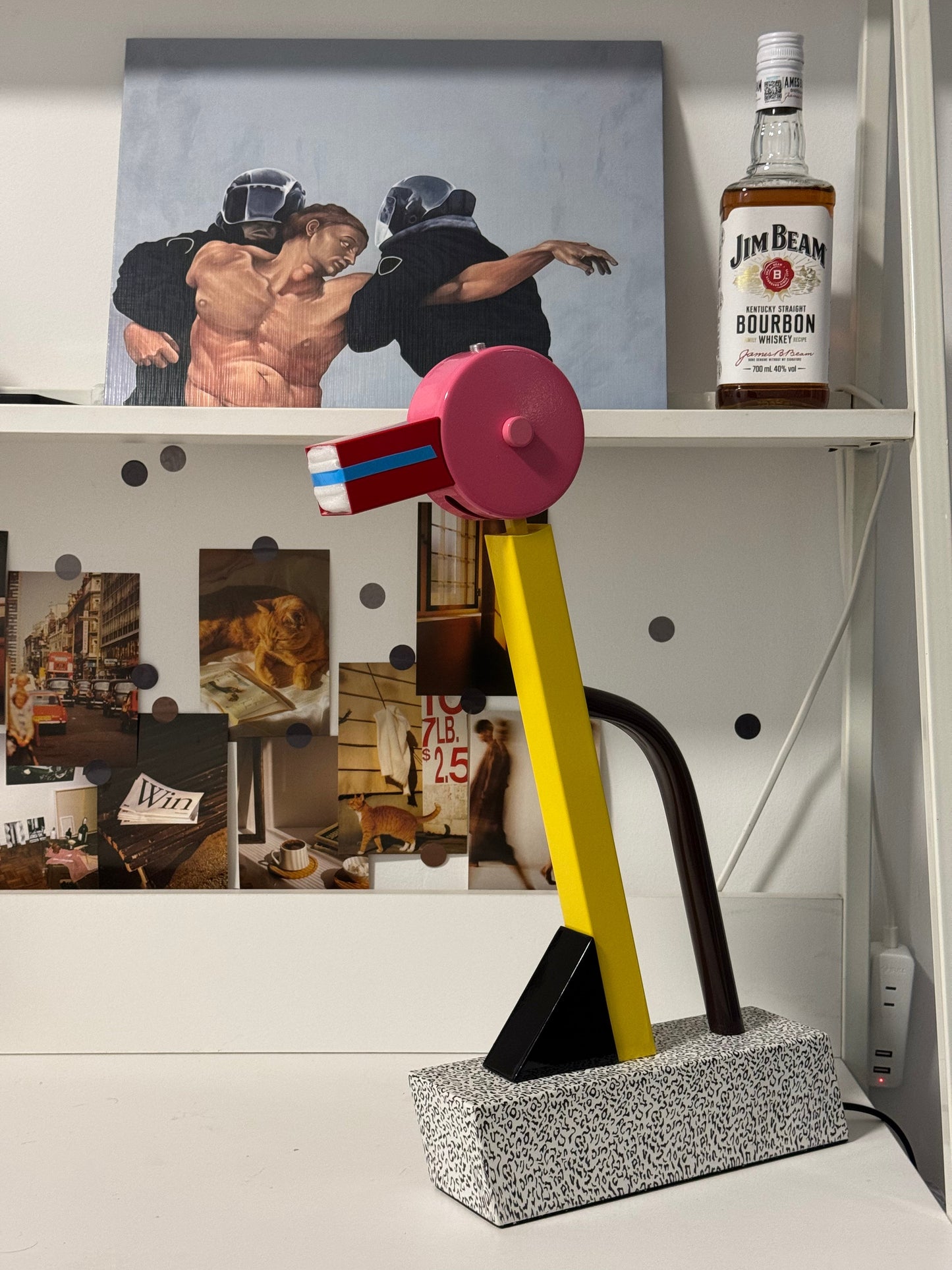 Memphis Bird Table Lamp – Artistic Italian Designer Light