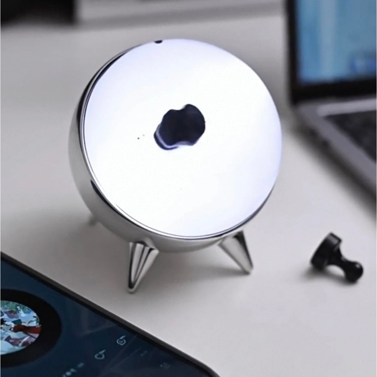 Venom Ferrofluid Music Visualizer Lamp – Not a Speaker