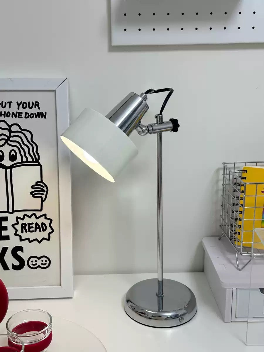 Retro Bauhaus LED Desk Lamp – Adjustable Modern Eye-Care Light