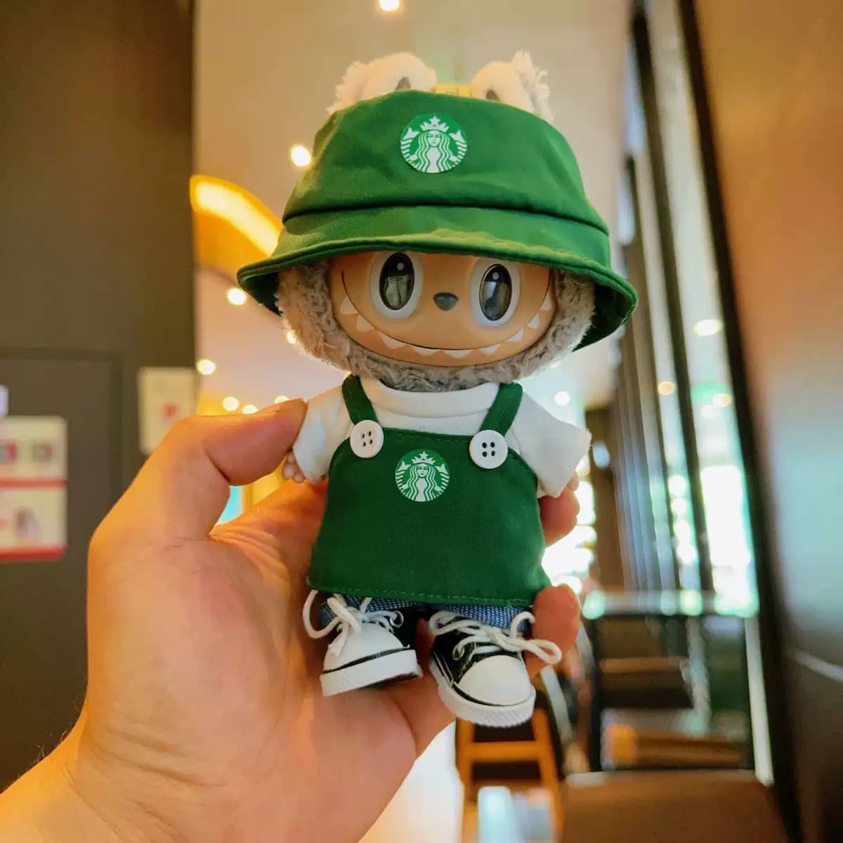 Starbucks Outfit/clothes  for labubu 17cm Doll（No Doll Included）