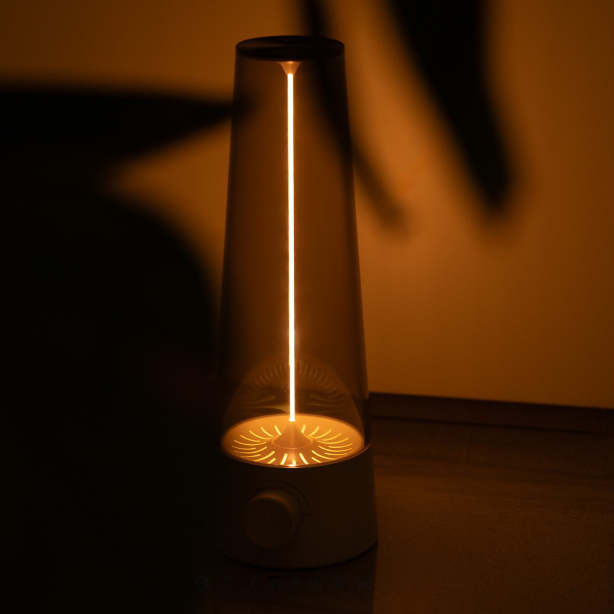 Chord shadow retro rechargeable lamp