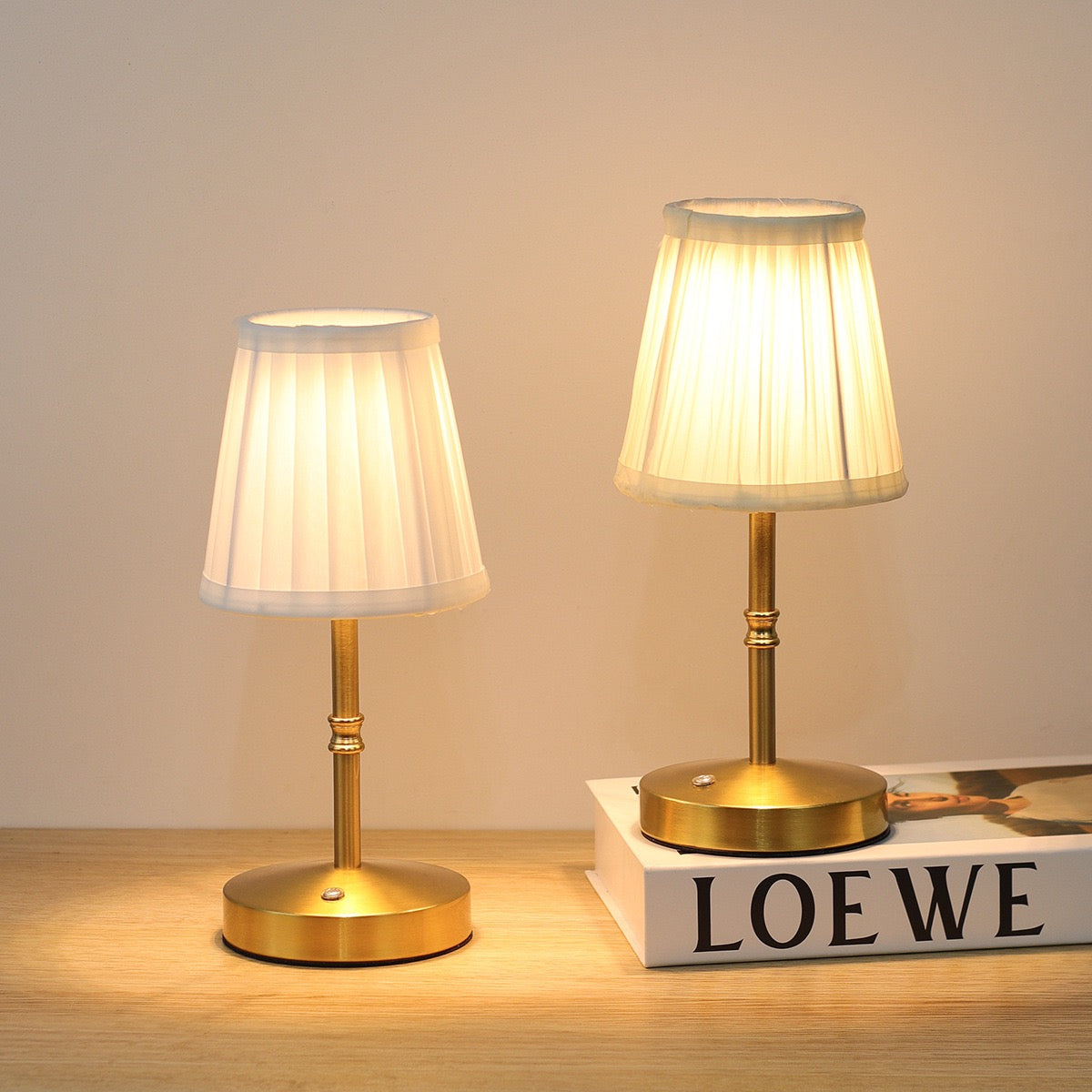 French pleated ambience table lamp