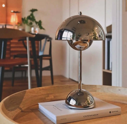 Bud Touch LED Table Lamp – 3 Light Modes, Rechargeable & Compact