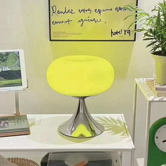 Apple-shaped bauhaus vintage rechargeable glass table lamp