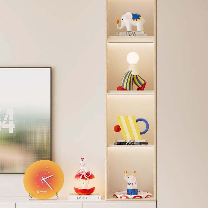 Art Figure Lamp – Modern Walking Silhouette Light, USB Rechargeable