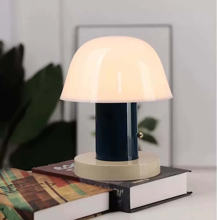 Wire-Free Mushroom Lamp – Touch Control, 3 Color Modes, Rechargeable