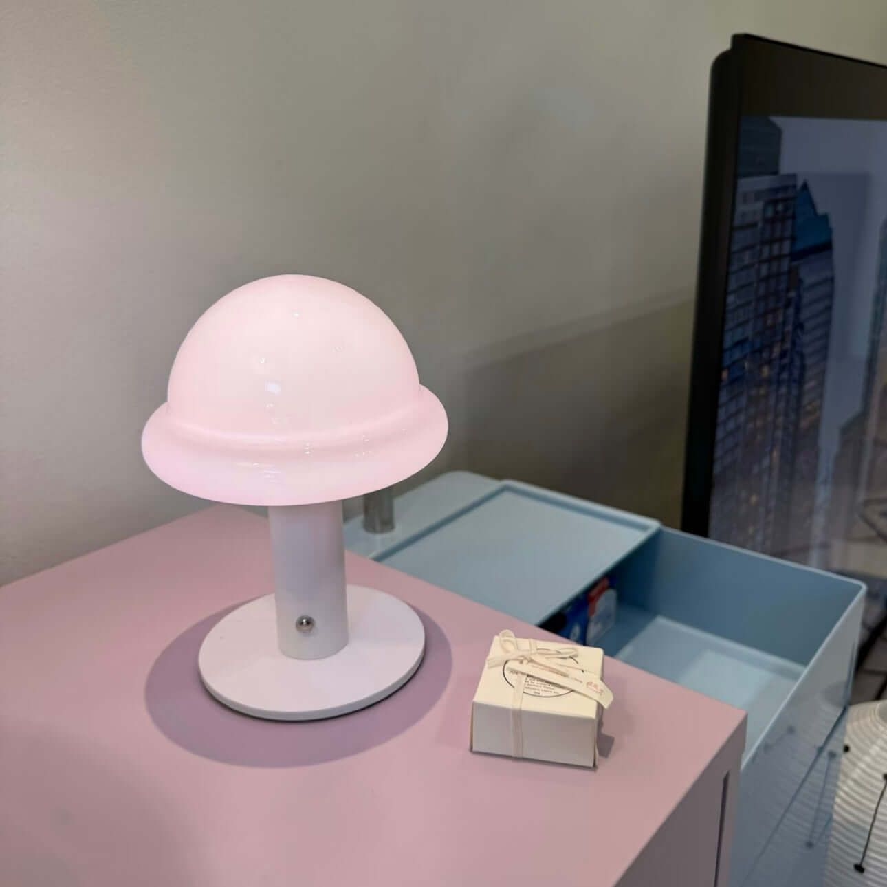 Candy Table Lamp – Touch LED, 3 Colors, Rechargeable