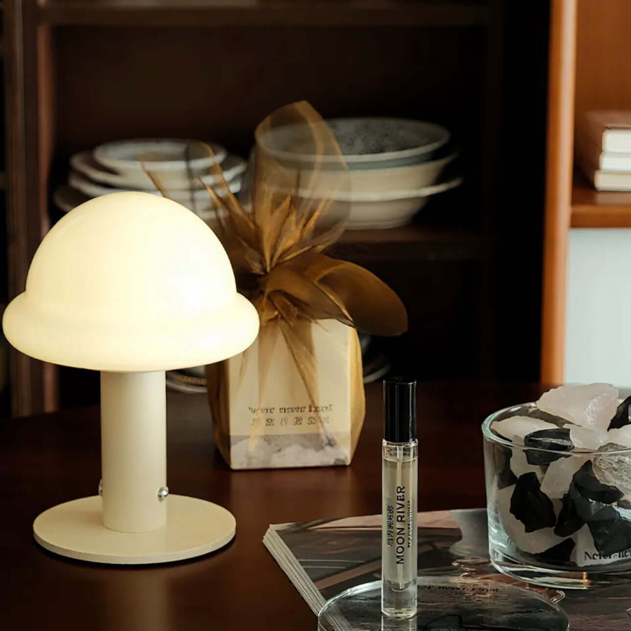 Candy Table Lamp – Touch LED, 3 Colors, Rechargeable