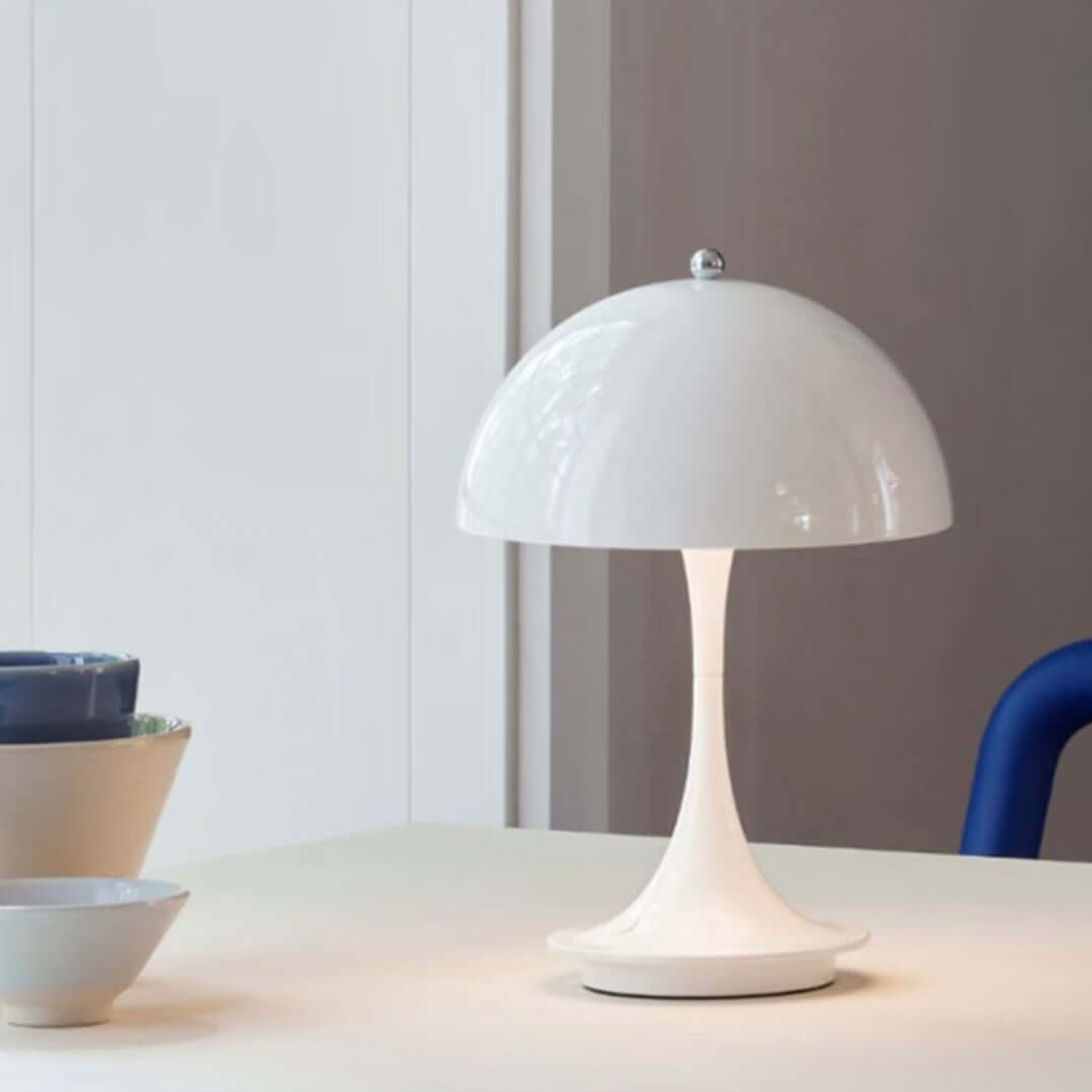 Retro Jellyfish Lamp – Wireless Rechargeable LED Night Light