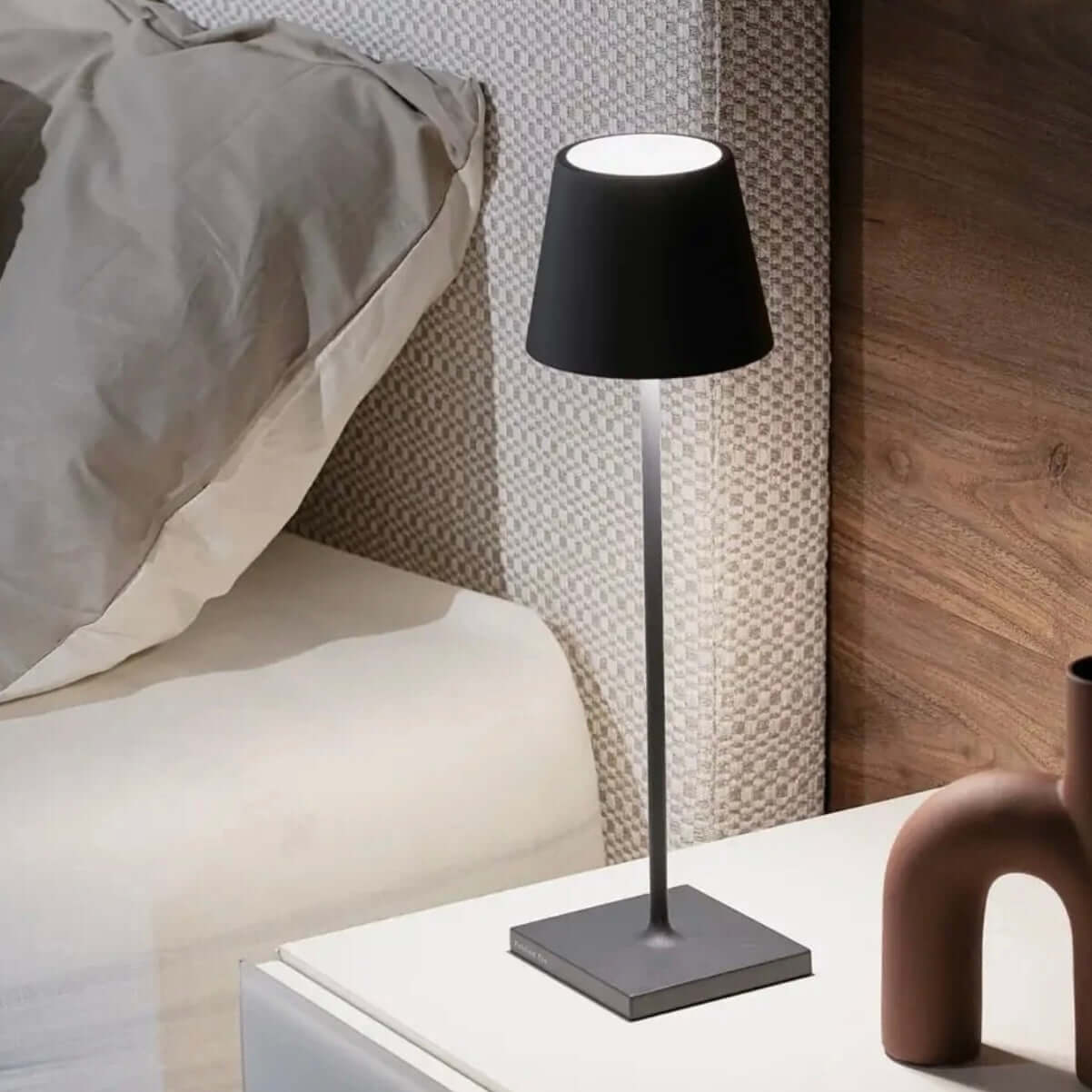 Lumiosa Pro LED Table Lamp – Eye-Friendly Soft Light