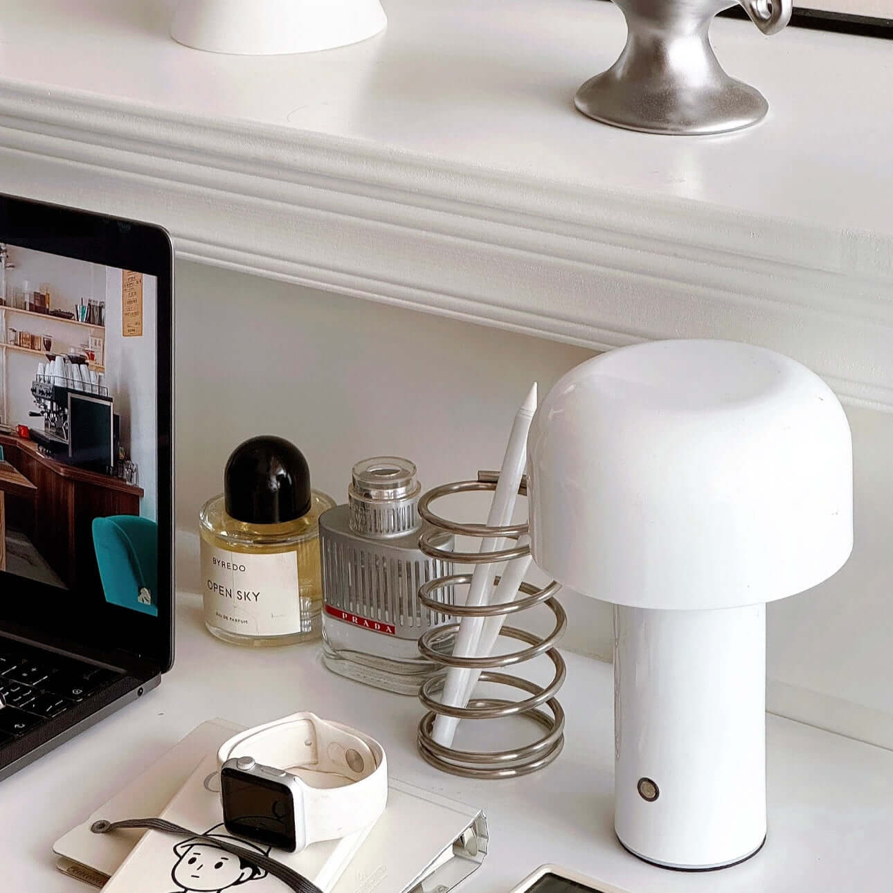 Scandinavian LED Mushroom Lamp – Eye-Caring Soft Light & Touch Control