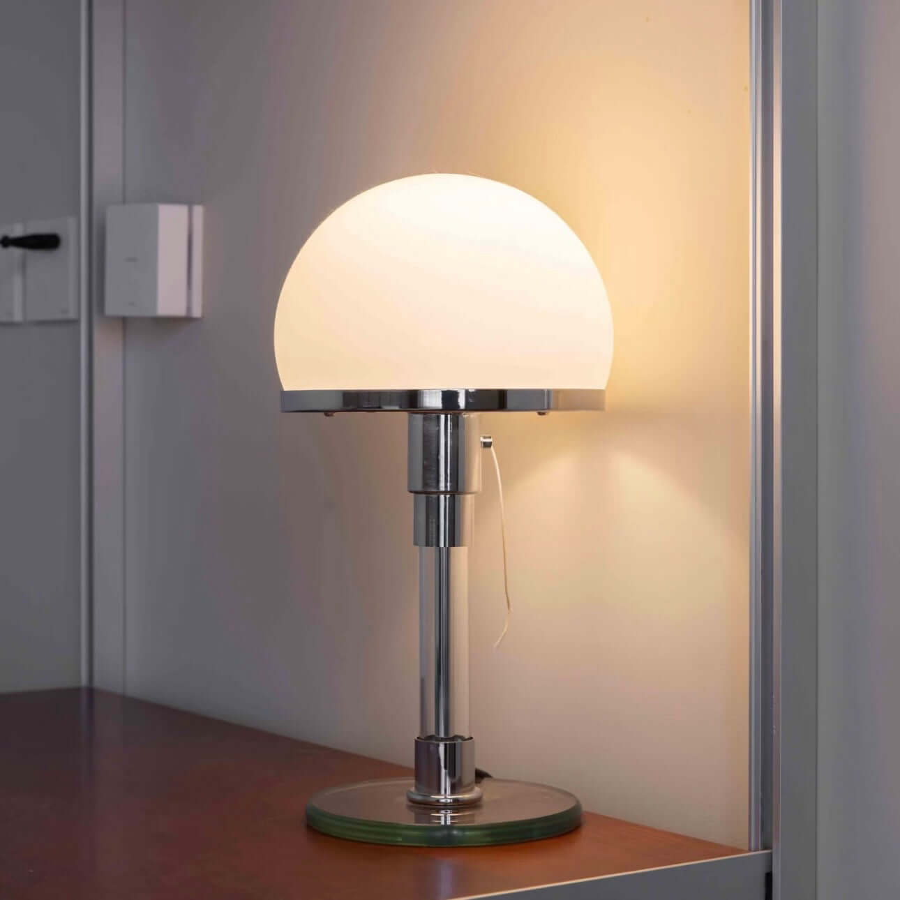 Nordic Minimalist Bauhaus Table Lamp – Metal & Glass Bedside Lamp