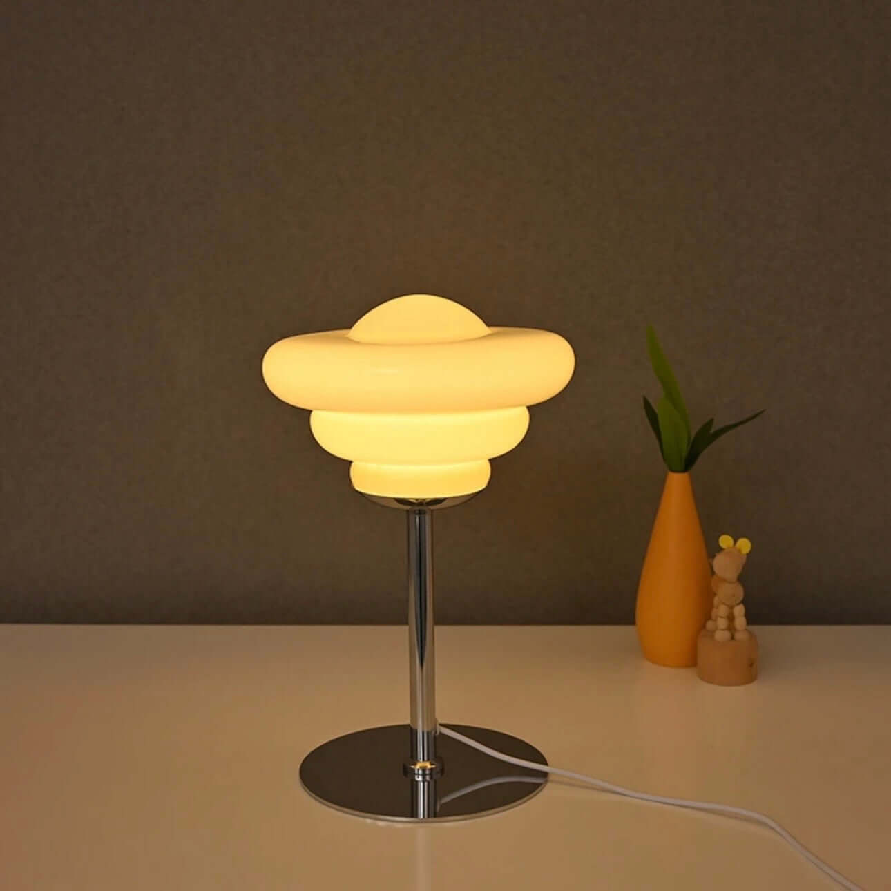 Bauhaus Conch Table Lamp – Glass LED Desk & Bedside Lamp
