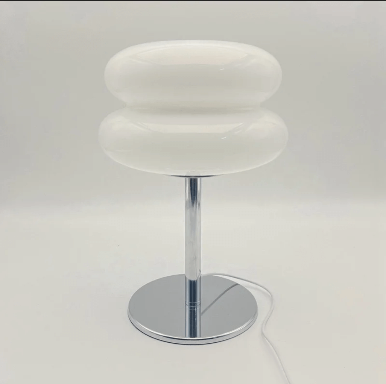Modern Bauhaus Mushroom Table Lamp – Hand-Blown Glass LED Bedside Lamp